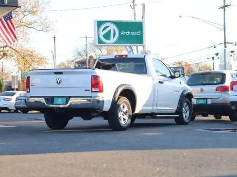 Used 2009 Dodge Ram 1500 Truck SLT image 6