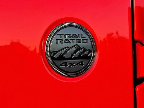 Used 2023 Jeep Wrangler Unlimited Sahara AWD/4WD image 37