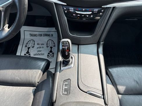 Used 2017 Cadillac XT5 Premium Luxury AWD/4WD image 18