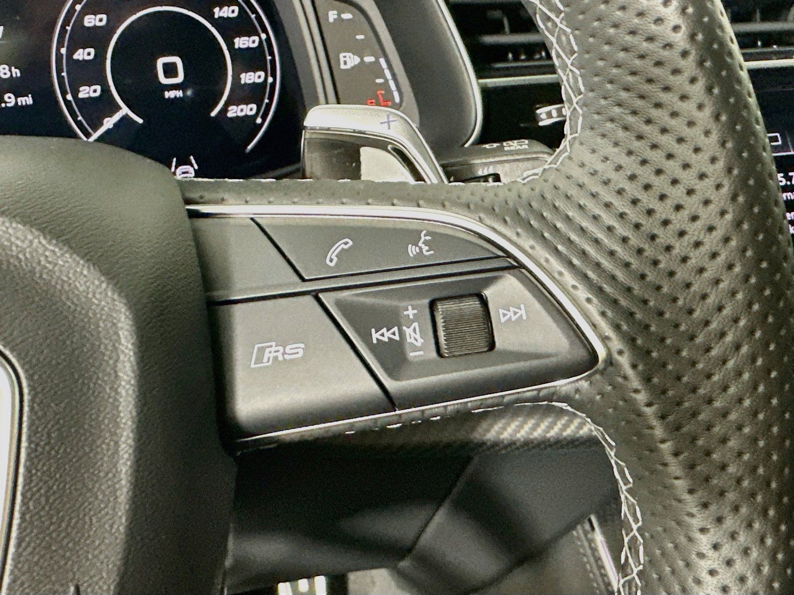 Used 2026 Audi RS Q8 performance AWD/4WD image 19
