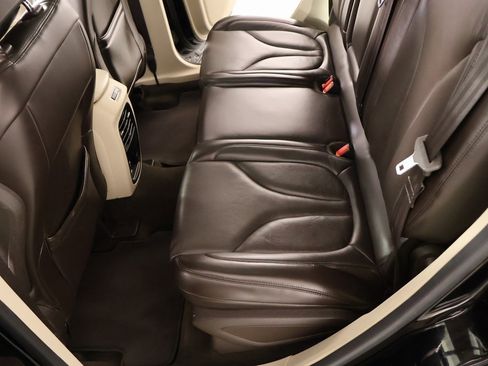 Used 2019 Lincoln MKC Reserve w/ MKC Climate Package image 12