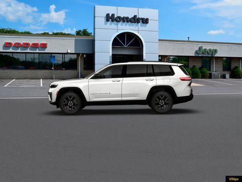 New 2026 Jeep Grand Cherokee L 4WD image 3