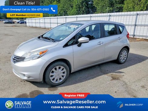 Used 2015 Nissan Versa Note SV FWD image 1
