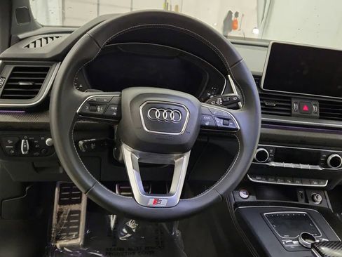 Used 2019 Audi SQ5 Prestige w/ Prestige Package image 17