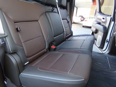 Used 2025 GMC Sierra 1500 Denali AWD/4WD image 30