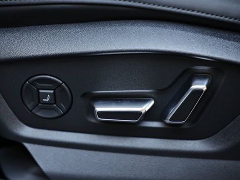 Used 2025 Audi Q7 3.0T Prestige image 22