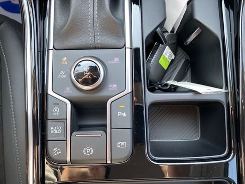 New 2025 Kia Sorento SX image 26
