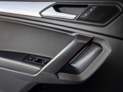 Certified 2023 Volkswagen Tiguan S image 24