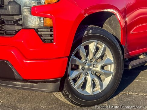 Used 2022 Chevrolet Silverado 1500 Custom image 4