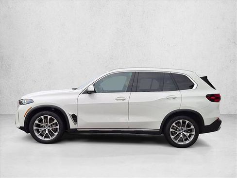 Used 2026 BMW X5 xDrive40i w/ Climate Comfort Package AWD/4WD image 9