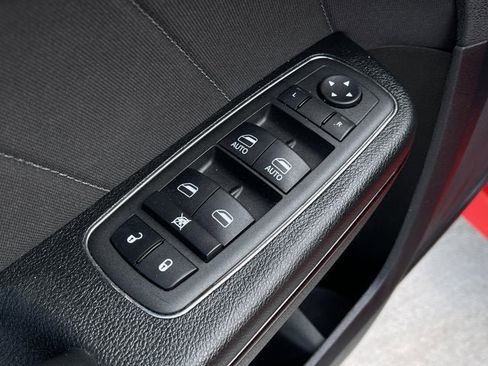 Used 2022 Dodge Charger R/T w/ Blacktop Package image 12