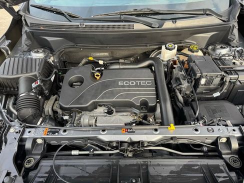 Used 2021 GMC Terrain SLE w/ Driver Convenience Package image 11