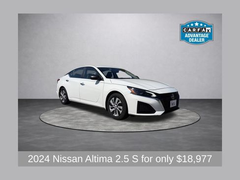 Used 2024 Nissan Altima 2.5 S FWD image 1