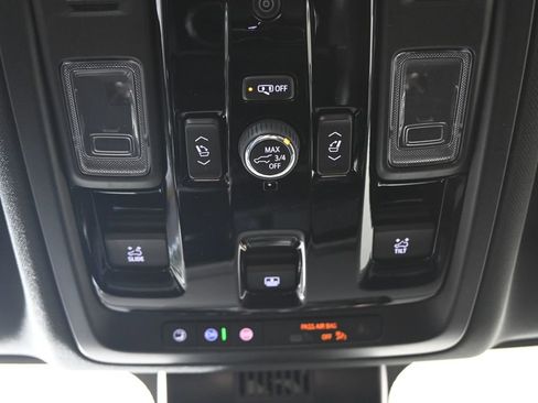 New 2026 Chevrolet Suburban RST w/ Comfort Package AWD/4WD image 33
