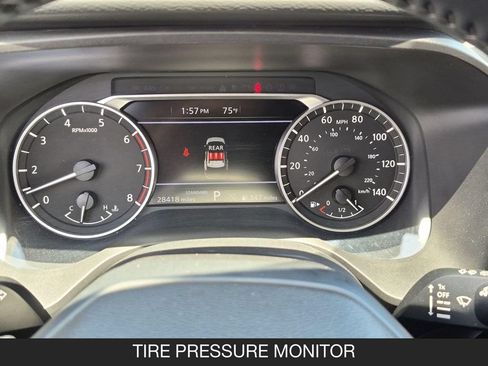 Used 2025 Nissan Rogue SV FWD image 19