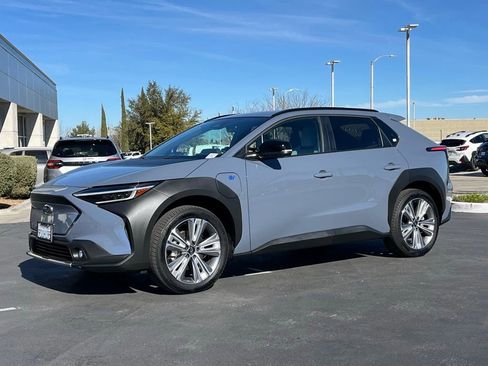 Certified 2025 Subaru Solterra Limited image 5