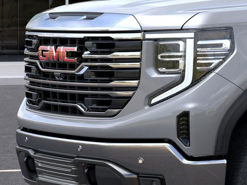 New 2026 GMC Sierra 1500 SLT image 37