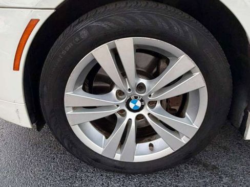 Used 2010 BMW 528i xDrive Sedan image 29