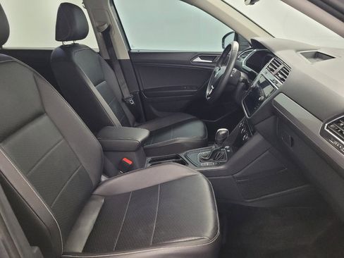 Used 2021 Volkswagen Tiguan SEL w/ 3-Row Tiguan MDO Package FWD image 21