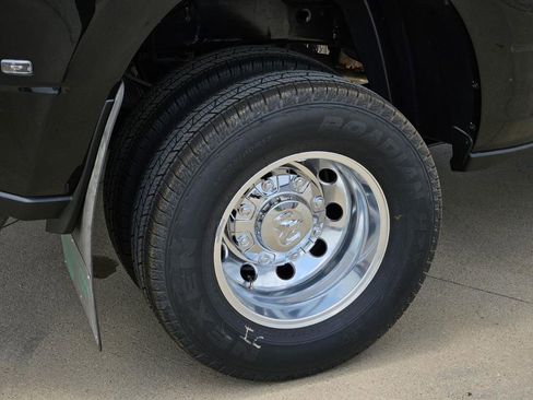 New 2025 RAM 3500 Laramie image 5