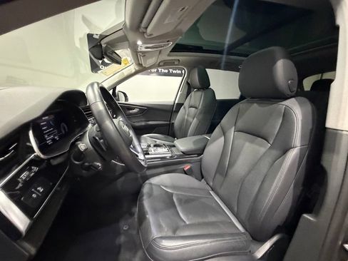 Used 2020 Audi Q7 3.0T Prestige w/ Prestige Package AWD/4WD image 22