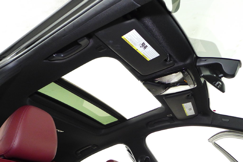 Used 2022 BMW M340i RWD image 18