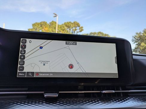 Used 2024 Kia Carnival SX Prestige image 25