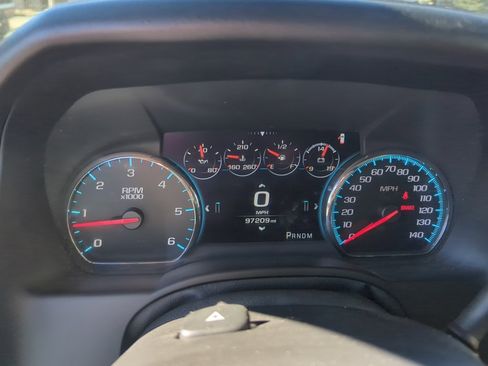 Used 2016 Chevrolet Suburban LTZ image 19