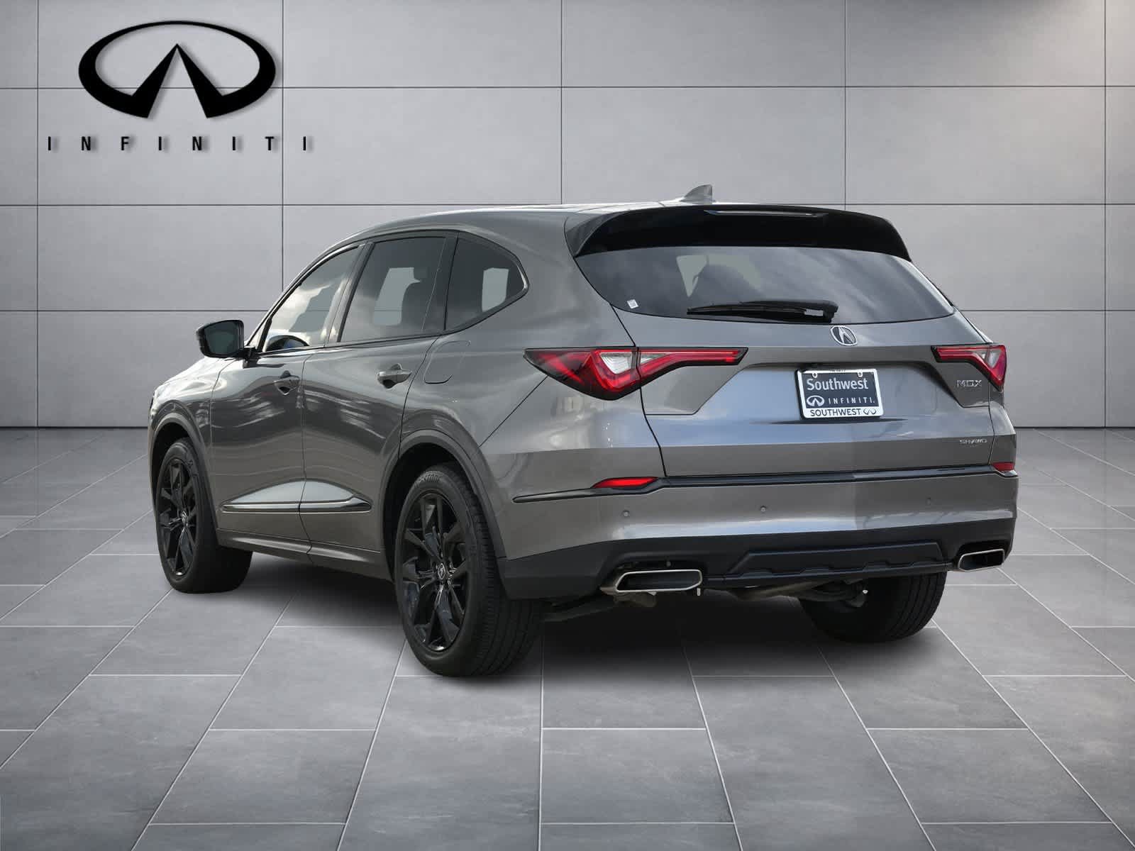 Used 2024 Acura MDX w/ Technology Package AWD/4WD image 5