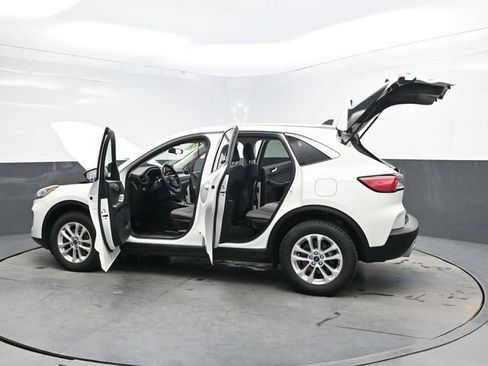 Used 2021 Ford Escape SE w/ Cold Weather Package AWD/4WD image 43