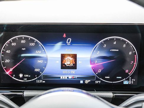 Certified 2025 Mercedes-Benz GLA 250 image 21