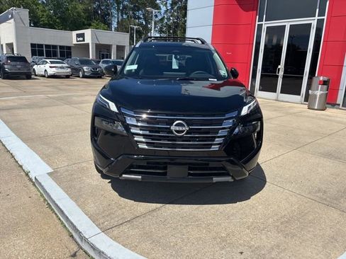 New 2026 Nissan Rogue Platinum AWD/4WD image 2
