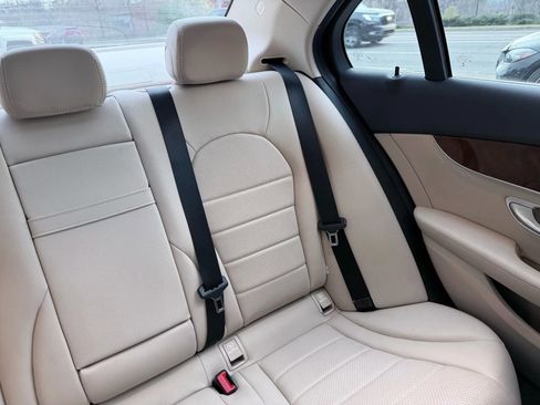 Used 2015 Mercedes-Benz C 300 4MATIC Sedan image 12