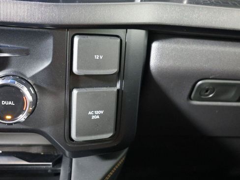 Used 2024 Ford F250 Platinum AWD/4WD image 18