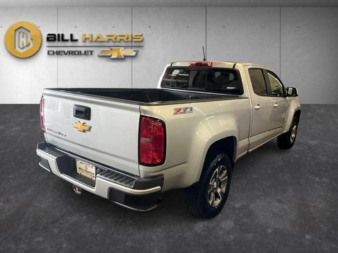 Used 2018 Chevrolet Colorado Z71 AWD/4WD image 2