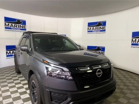 Used 2024 Nissan Pathfinder Rock Creek image 3