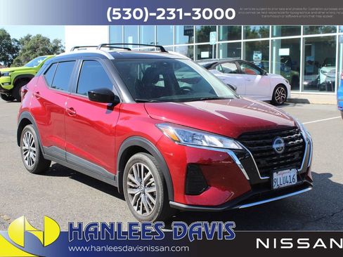 Used 2024 Nissan Kicks SV w/ Exterior Package FWD image 5
