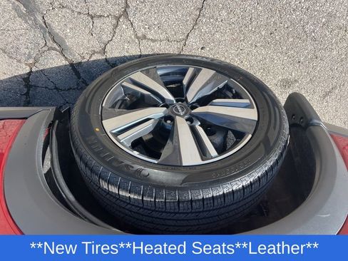 Used 2023 Nissan Rogue SL w/ SL Premium Package image 38