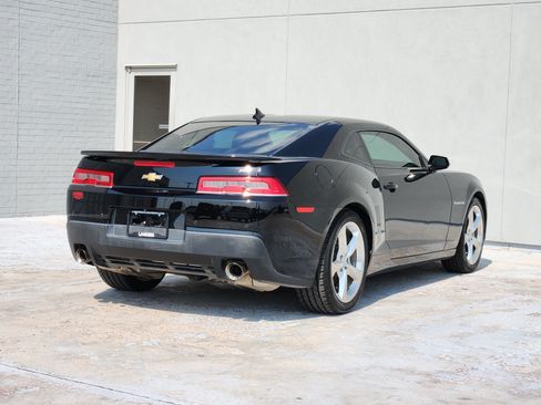 Used 2015 Chevrolet Camaro LT w/ RS Package RWD image 7