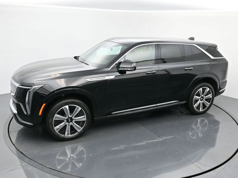 New 2025 Cadillac Escalade IQ Luxury 2 image 24