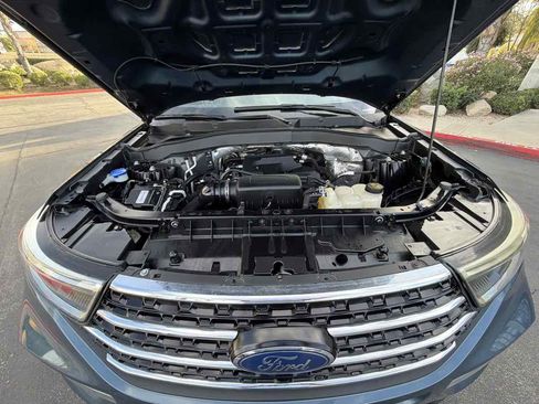 Used 2020 Ford Explorer XLT w/ Equipment Group 202A RWD image 43
