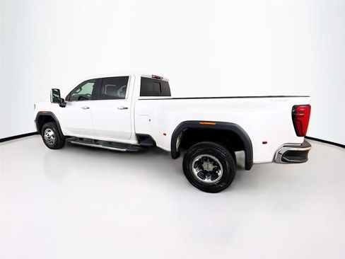 Used 2025 GMC Sierra 3500 SLT w/ SLT Convenience Package image 5