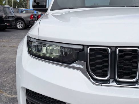 New 2026 Jeep Grand Cherokee Laredo X RWD image 10
