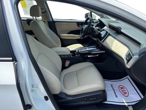 Used 2020 Honda Clarity Touring image 11