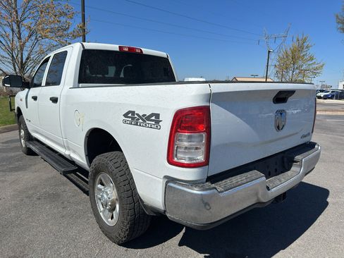 Used 2022 RAM 2500 Tradesman w/ Chrome Appearance Group image 5
