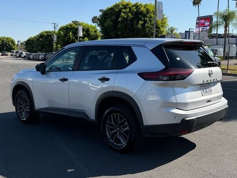Used 2024 Nissan Rogue S FWD image 6