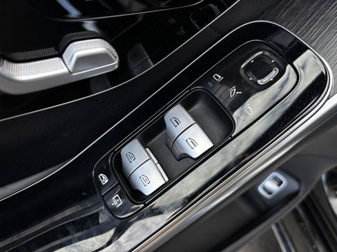 Used 2023 Mercedes-Benz S 580 4MATIC Sedan image 11