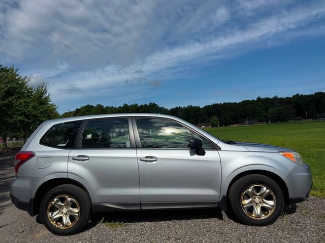 Used 2014 Subaru Forester 2.5i AWD/4WD image 5