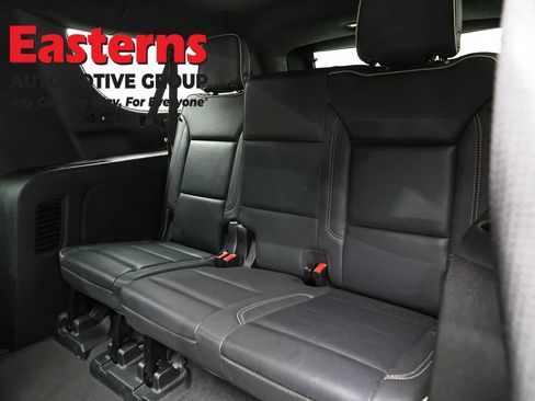 Used 2023 Chevrolet Suburban Premier image 30