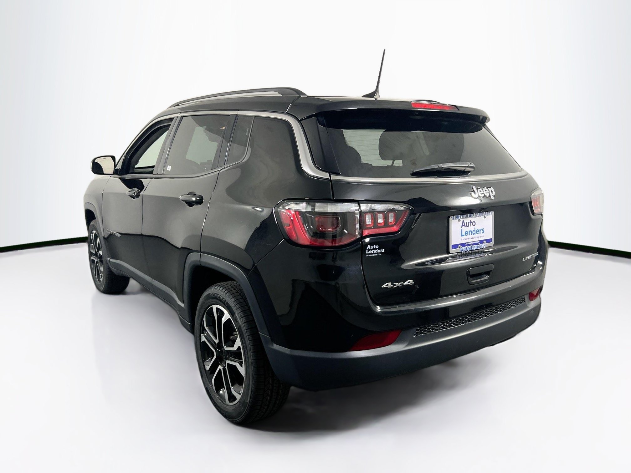 Used 2022 Jeep Compass Limited AWD/4WD image 7
